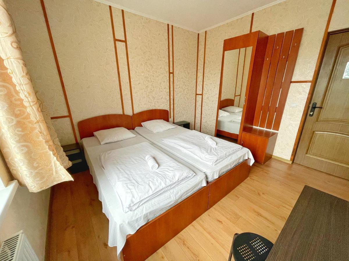 Guest House Lviv Exterior photo