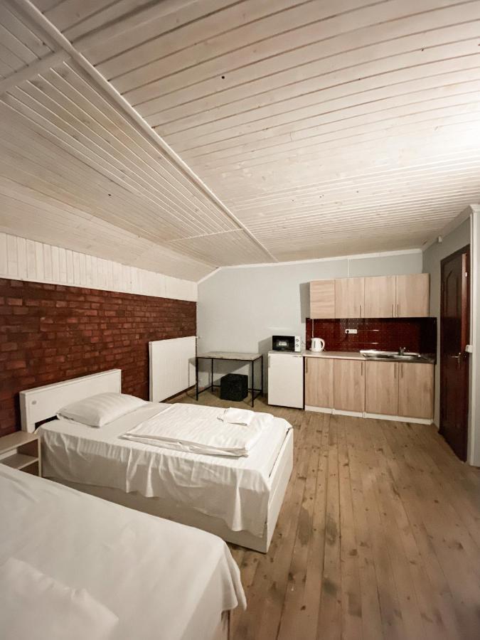 Guest House Lviv Exterior photo